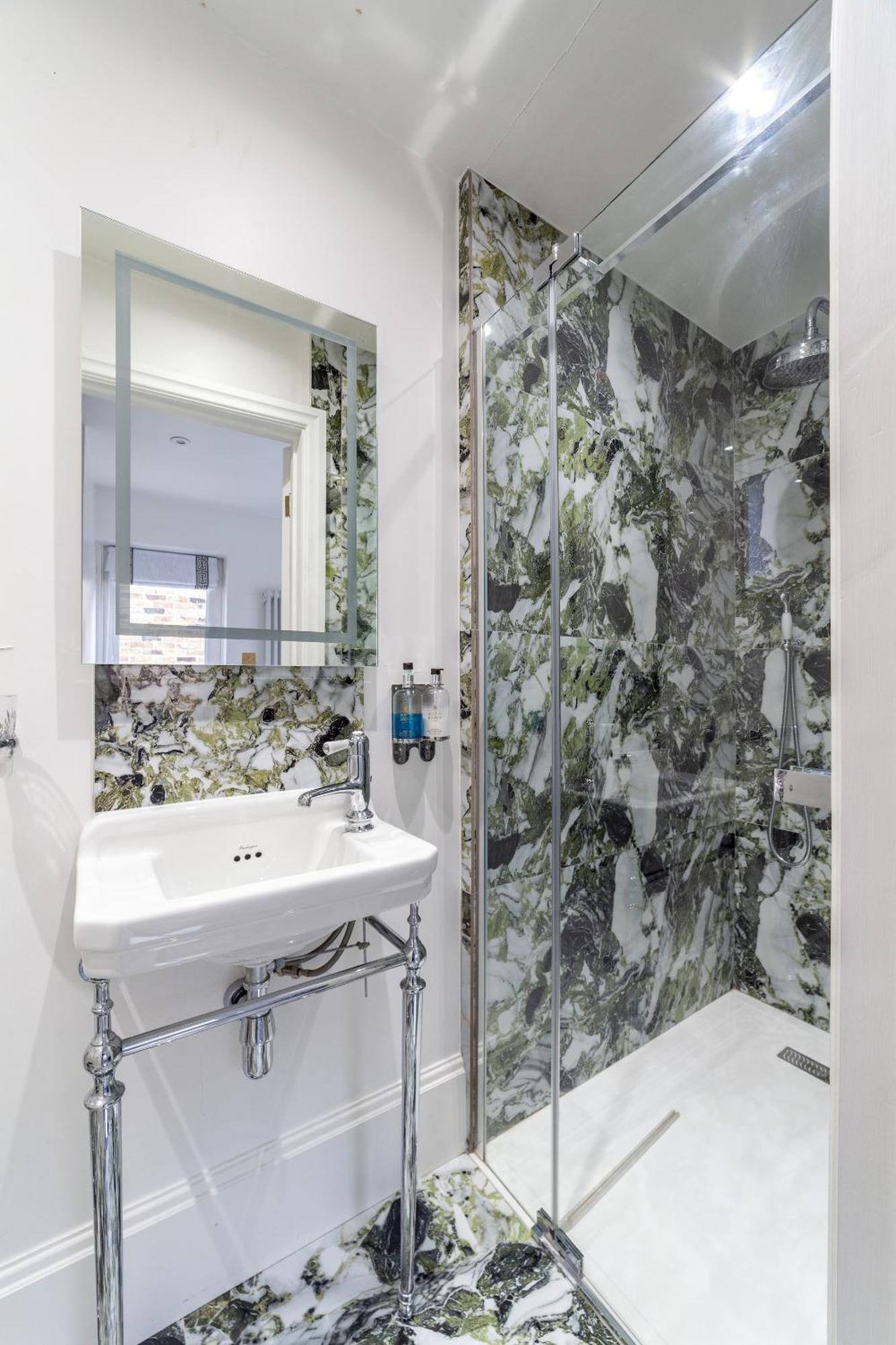 The New Cross Premier Rooms ลอนดอน ภายนอก รูปภาพ