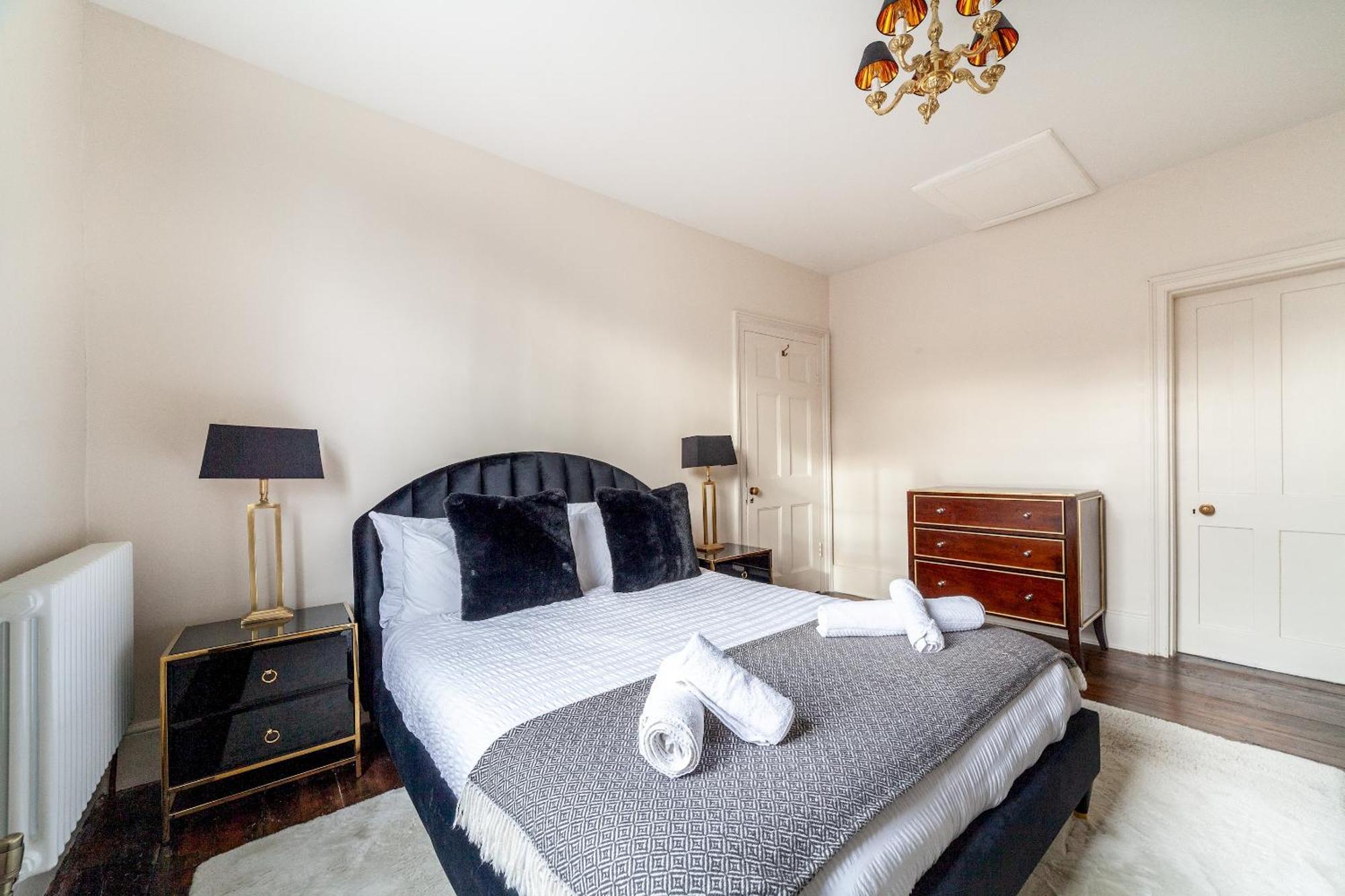The New Cross Premier Rooms ลอนดอน ภายนอก รูปภาพ